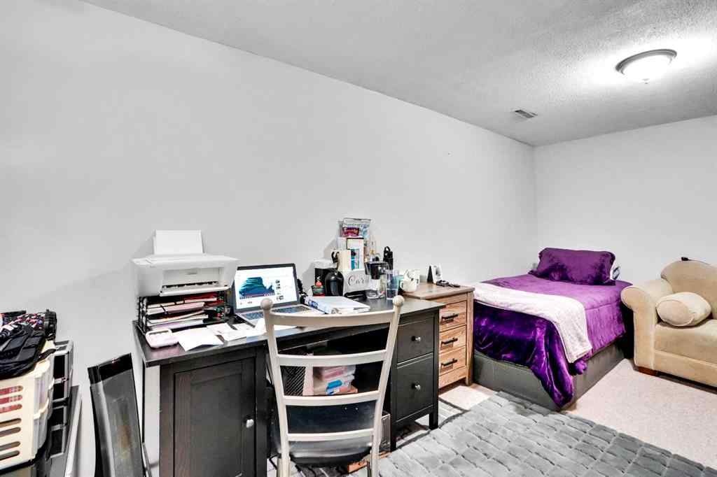 MLS® A2242387 - 48 Templeridge Crescent NE in Temple Calgary, Residential