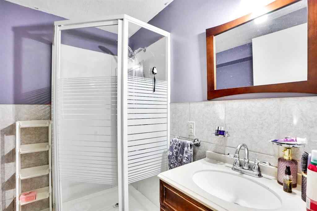 MLS® A2242387 - 48 Templeridge Crescent NE in Temple Calgary, Residential