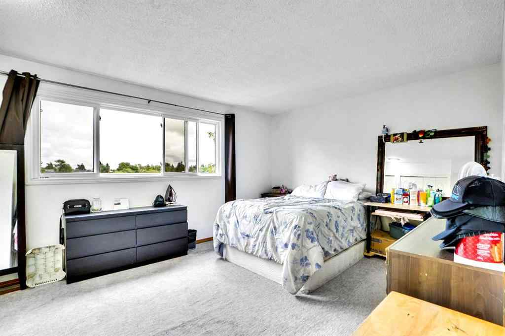 MLS® A2242387 - 48 Templeridge Crescent NE in Temple Calgary, Residential