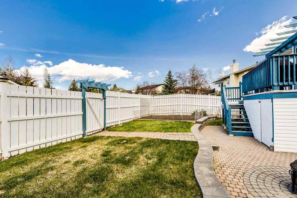 MLS® A2242388 - 31 Woodmont Way SW in Woodbine Calgary, Residential