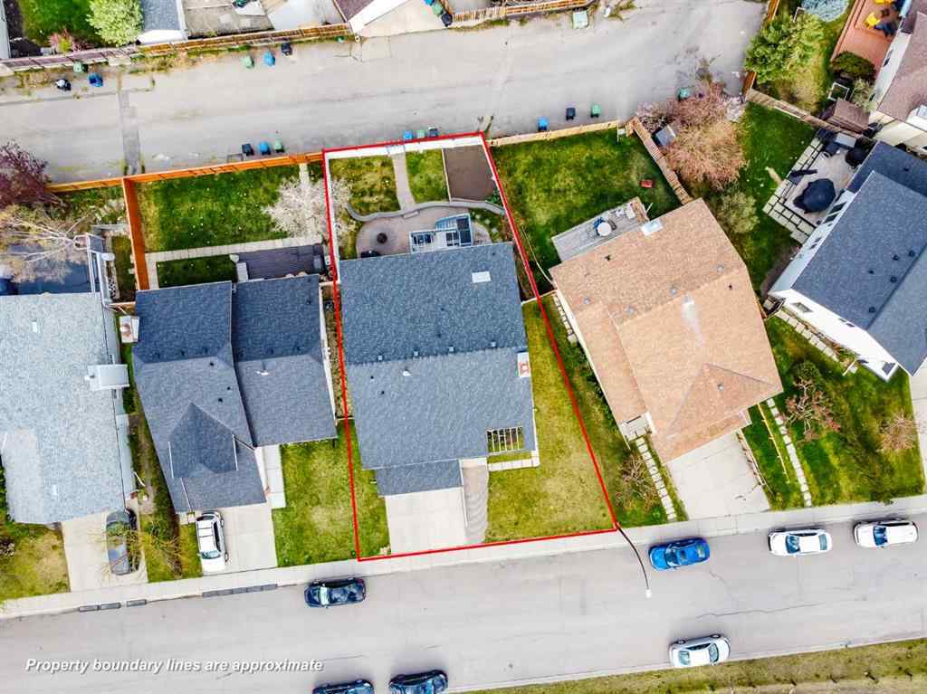 MLS® A2242388 - 31 Woodmont Way SW in Woodbine Calgary, Residential
