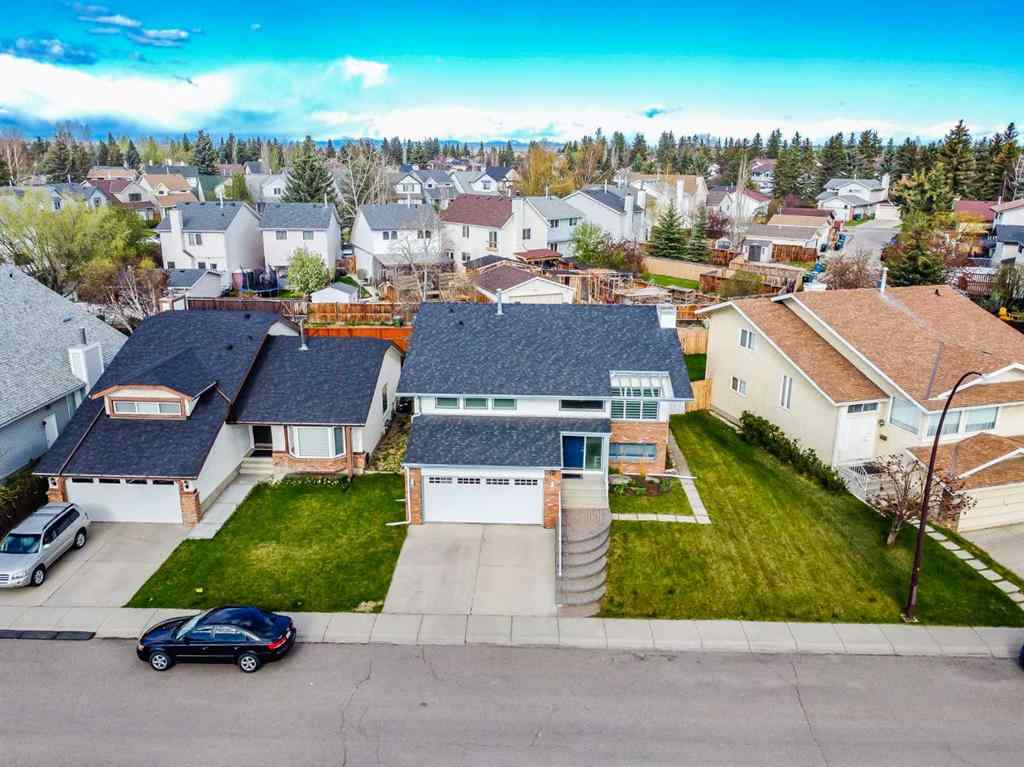 MLS® A2242388 - 31 Woodmont Way SW in Woodbine Calgary, Residential
