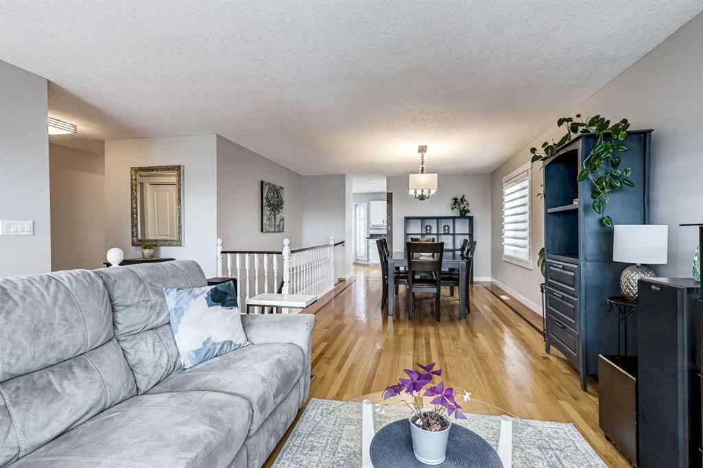 MLS® A2242388 - 31 Woodmont Way SW in Woodbine Calgary, Residential