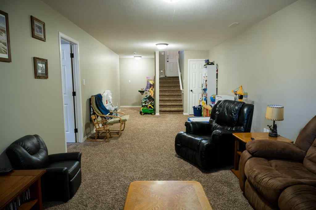 MLS® A2242392 - 887 Keystone Meadows W in Copperwood Lethbridge, Residential