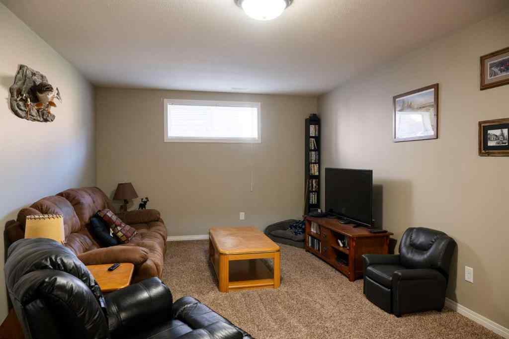 MLS® A2242392 - 887 Keystone Meadows W in Copperwood Lethbridge, Residential