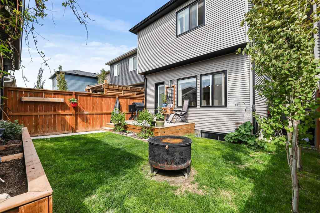 MLS® A2242406 - 119 Wolf Creek Manor SE in Wolf Willow Calgary, Residential