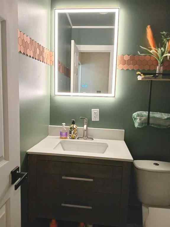MLS® A2242407 - Unit #92 133 Jarvis Street  in Mountain View Hinton, Mobile
