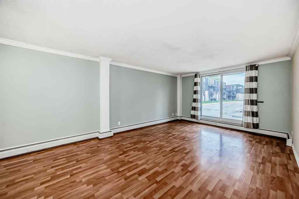 MLS® A2242412 - Unit #2A 80 Galbraith Drive SW in Glamorgan Calgary, Residential