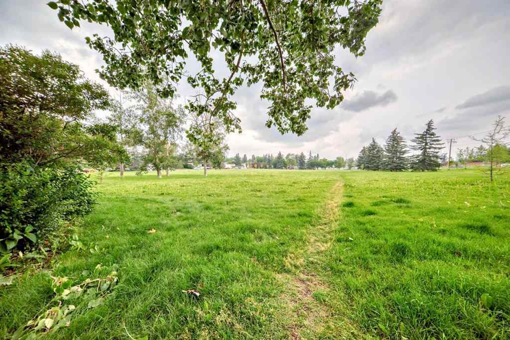 MLS® A2242412 - Unit #2A 80 Galbraith Drive SW in Glamorgan Calgary, Residential
