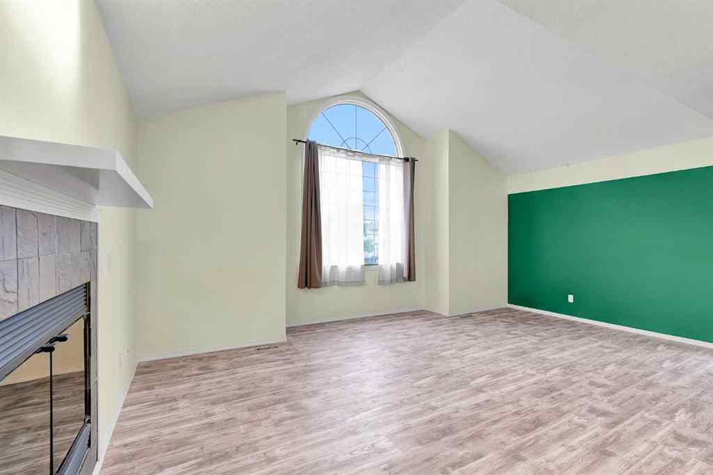 MLS® A2242413 - 2032 Morris Road SE in Meadowbrook Airdrie, Residential