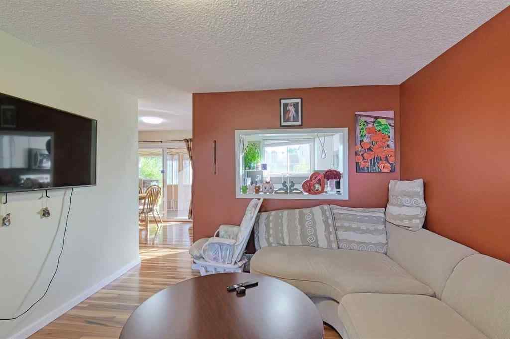 MLS® A2242415 - 20 Falton Way NE in Falconridge Calgary, Residential