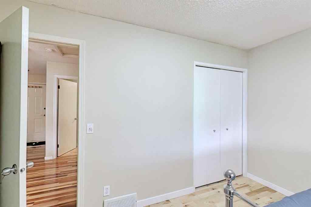 MLS® A2242415 - 20 Falton Way NE in Falconridge Calgary, Residential