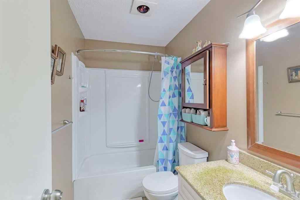 MLS® A2242415 - 20 Falton Way NE in Falconridge Calgary, Residential