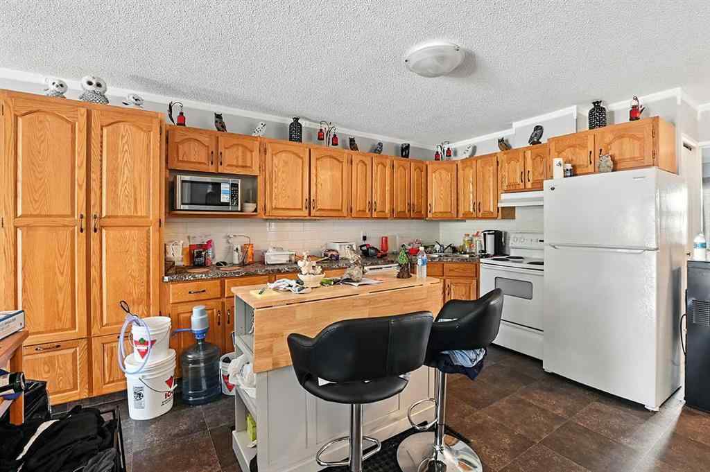 MLS® A2242417 - Unit #8 4240 46A Avenue Crescent  in Parkvale Red Deer, Residential