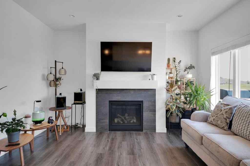 MLS® A2242418 - 301 Sage Meadows Park NW in Sage Hill Calgary, Residential