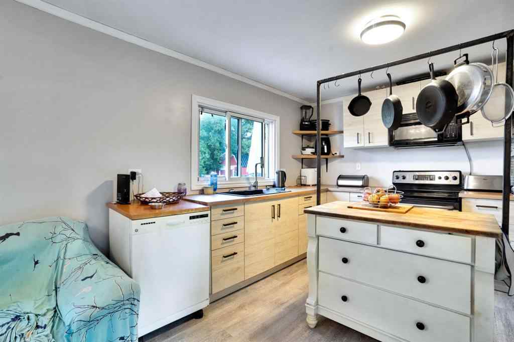 MLS® A2242420 - 306 1 Street E in NONE Cremona, Residential