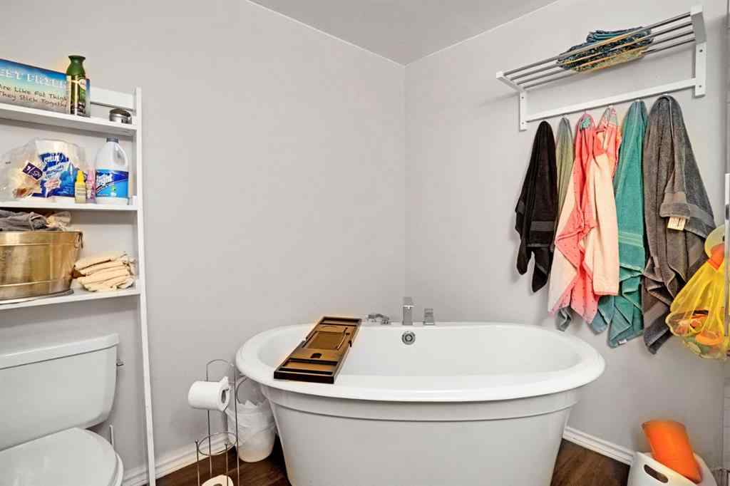 MLS® A2242420 - 306 1 Street E in NONE Cremona, Residential