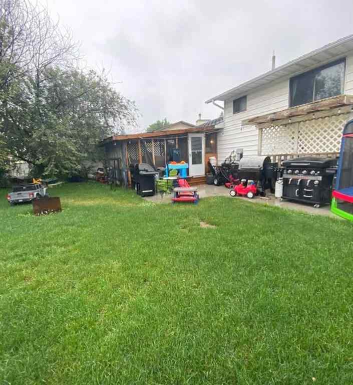 MLS® A2242423 - 68 Wildrose Crescent W in Sunnylea Brooks, Residential