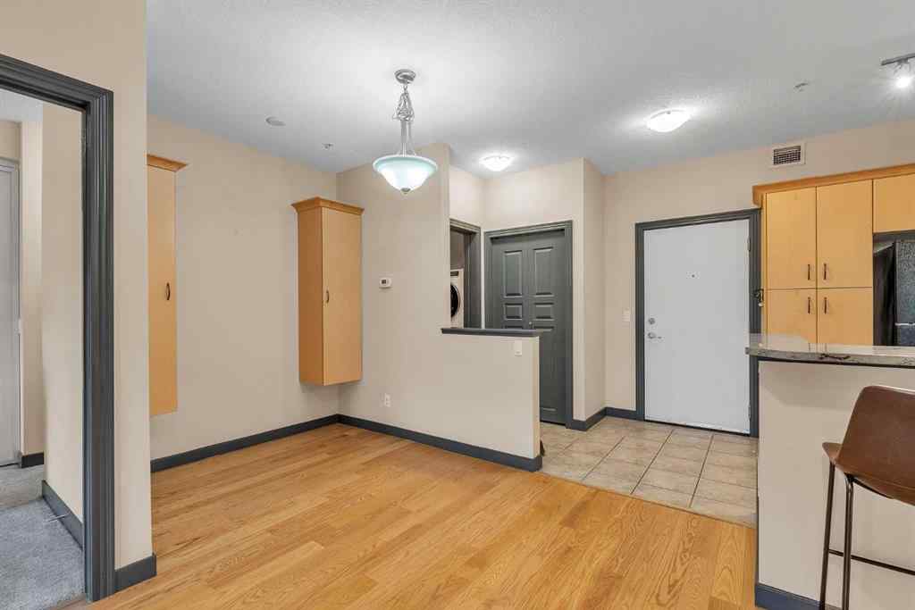 MLS® A2242433 - Unit #303 1408 17 Street SE in Inglewood Calgary, Residential