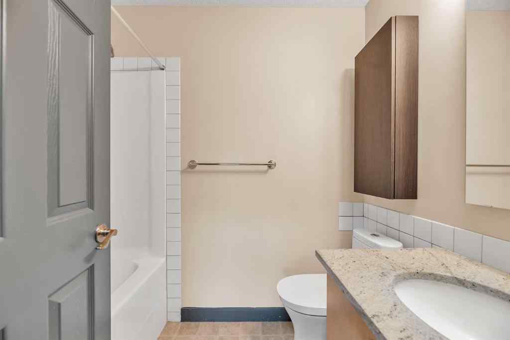 MLS® A2242433 - Unit #303 1408 17 Street SE in Inglewood Calgary, Residential