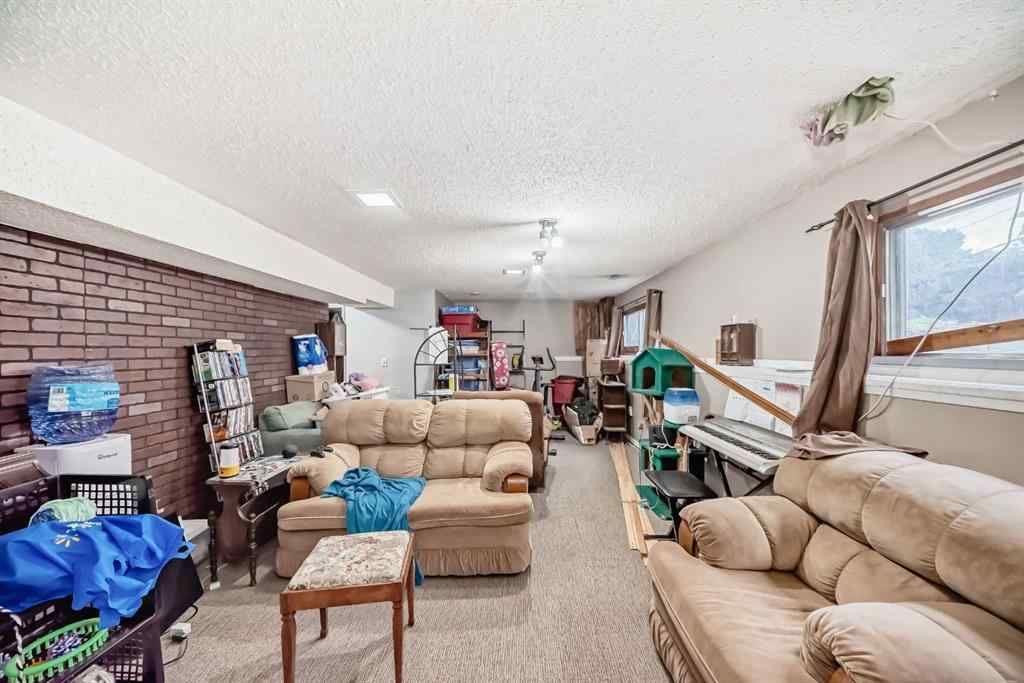 MLS® A2242442 - 129 Dovertree Place SE in Dover Calgary, Residential