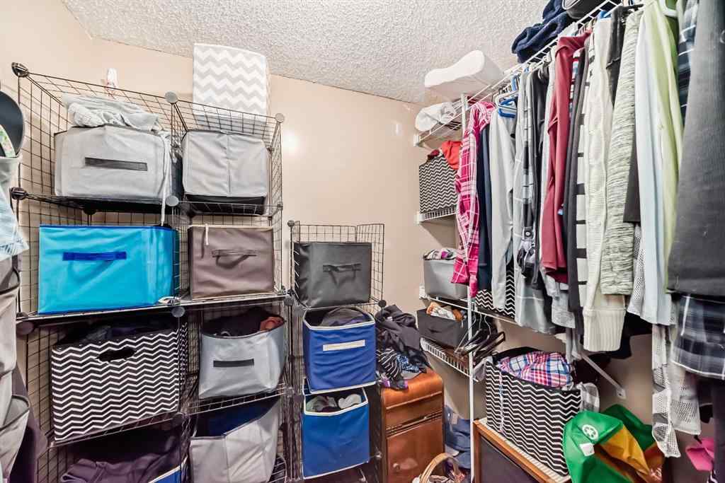 MLS® A2242442 - 129 Dovertree Place SE in Dover Calgary, Residential