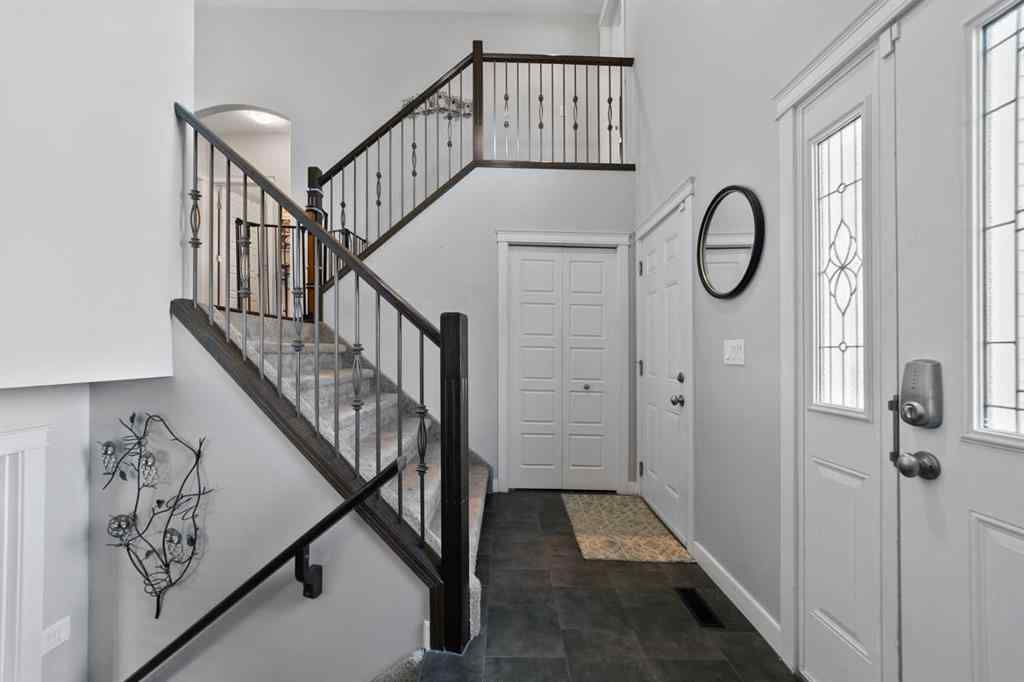 MLS® A2242453 - 5209 33A Avenue  in Creekview Camrose, Residential