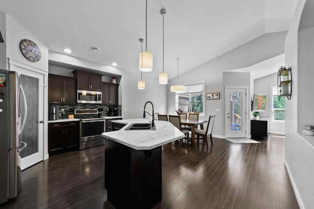 MLS® A2242453 - 5209 33A Avenue  in Creekview Camrose, Residential