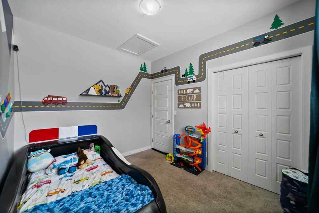 MLS® A2242453 - 5209 33A Avenue  in Creekview Camrose, Residential