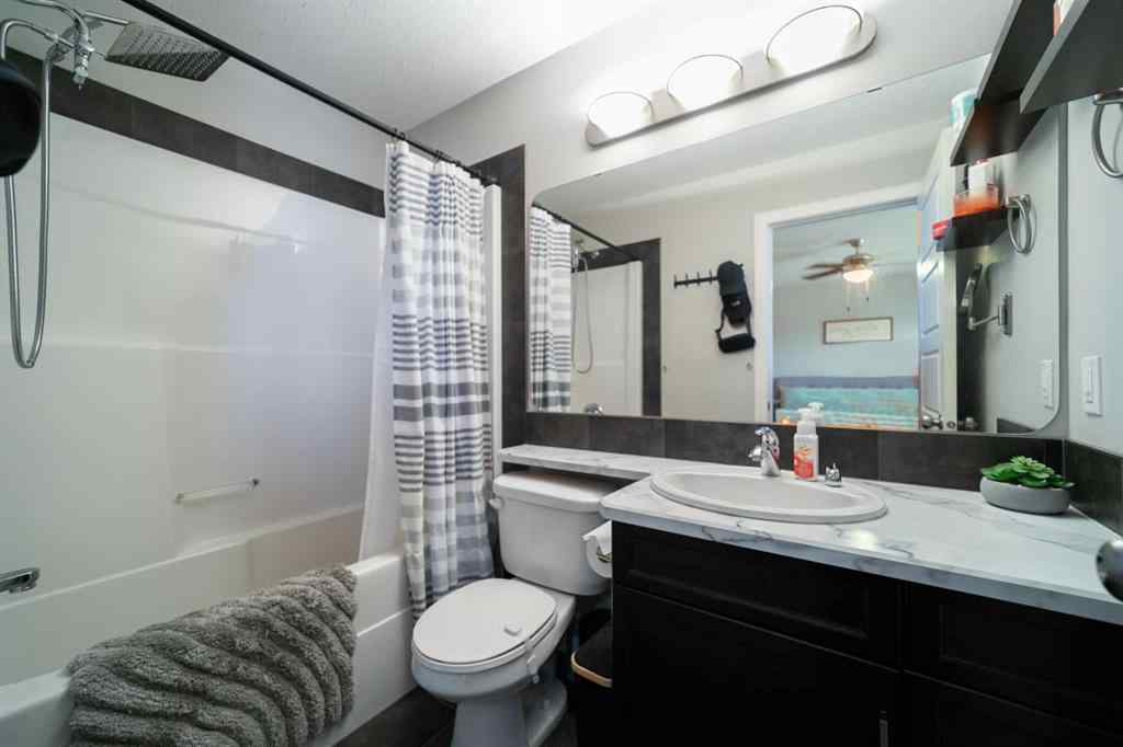 MLS® A2242453 - 5209 33A Avenue  in Creekview Camrose, Residential