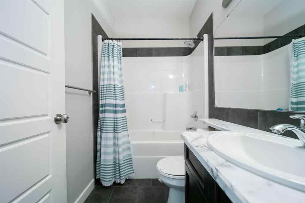 MLS® A2242453 - 5209 33A Avenue  in Creekview Camrose, Residential