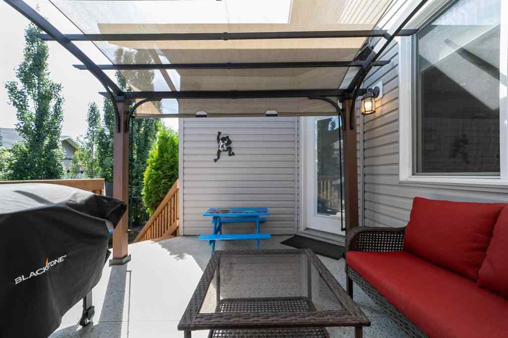 MLS® A2242453 - 5209 33A Avenue  in Creekview Camrose, Residential