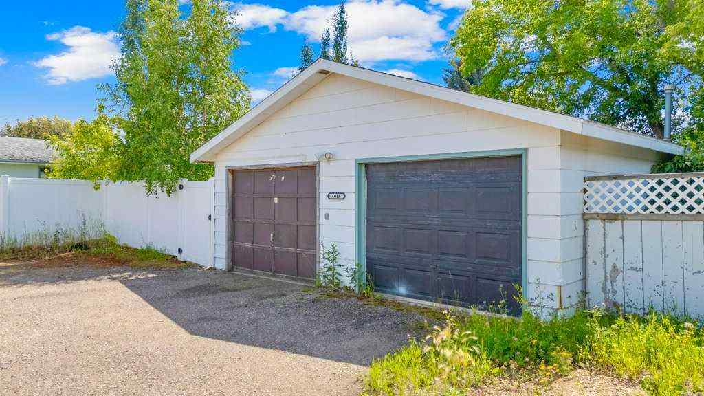 MLS® A2242454 - 4018 39A Avenue Close  in Riverside Ponoka, Residential