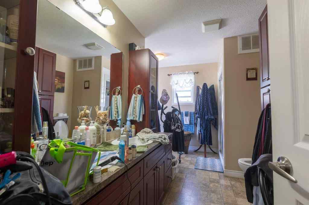 MLS® A2242455 - 235078 Township Road 821A   in NONE Rural Peace No. 135, M.D. of, Residential