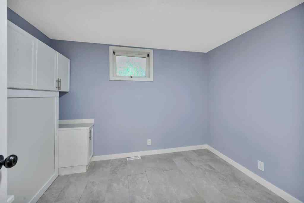 MLS® A2242466 - 9 Cronquist Close  in Westlake Red Deer, Residential