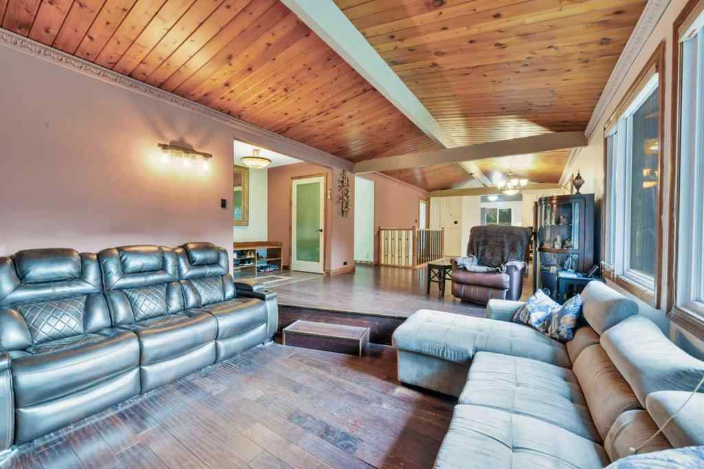 MLS® A2242466 - 9 Cronquist Close  in Westlake Red Deer, Residential