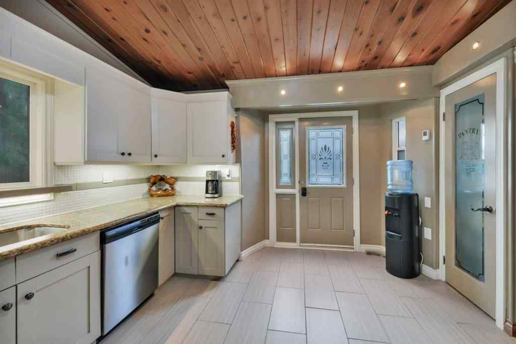 MLS® A2242466 - 9 Cronquist Close  in Westlake Red Deer, Residential