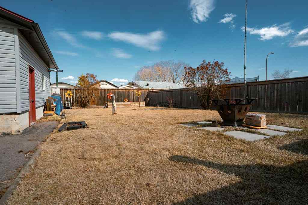 MLS® A2242483 - 106 Becker Crescent  in Dickinsfield Fort McMurray, Residential