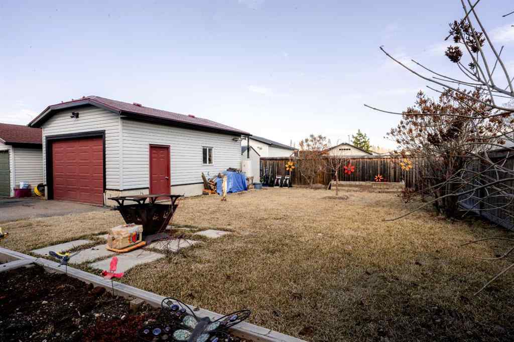 MLS® A2242483 - 106 Becker Crescent  in Dickinsfield Fort McMurray, Residential
