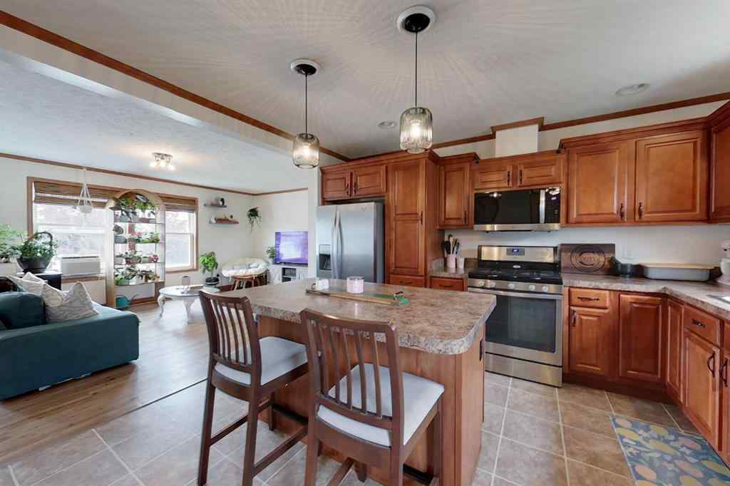 MLS® A2242487 - 720 10 Street SE in NONE Slave Lake, Residential