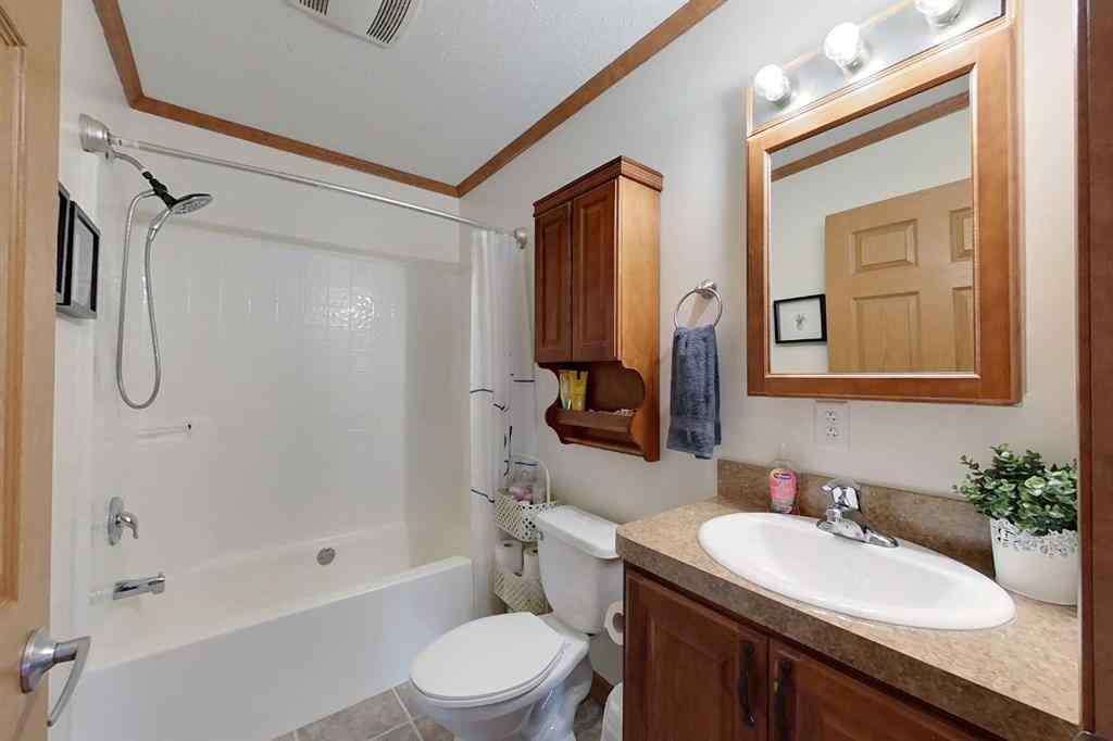 MLS® A2242487 - 720 10 Street SE in NONE Slave Lake, Residential