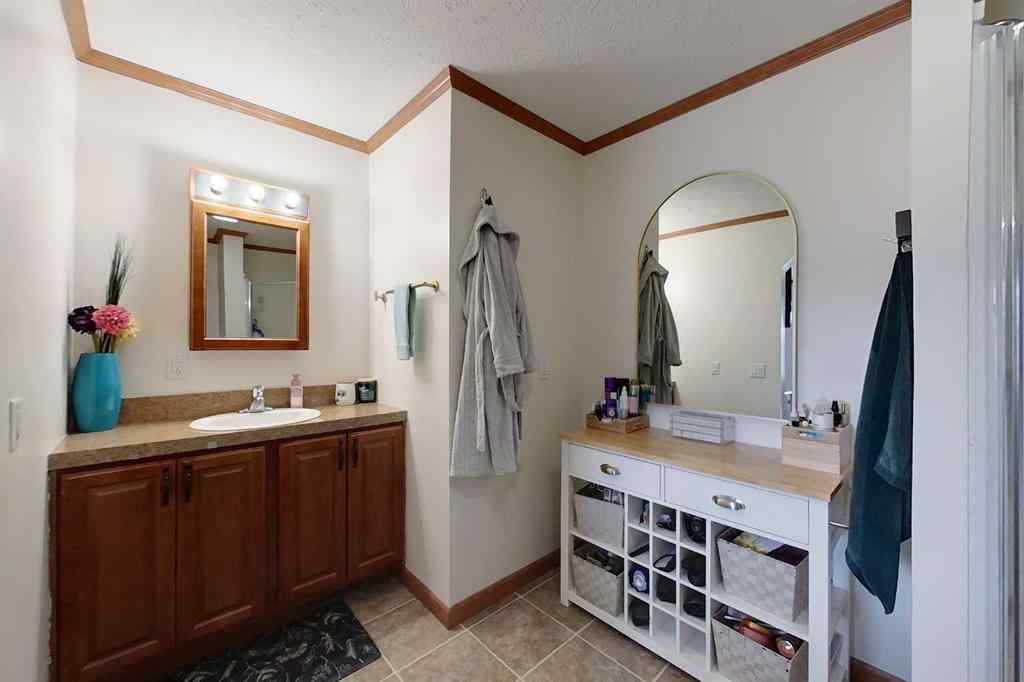 MLS® A2242487 - 720 10 Street SE in NONE Slave Lake, Residential