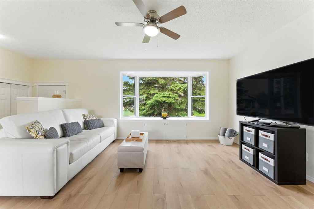 MLS® A2242490 - 228 Penswood Way SE in Penbrooke Meadows Calgary, Residential