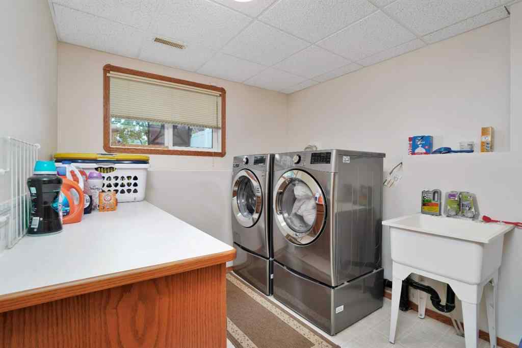MLS® A2242499 - 7 Revie Close  in Rosedale Meadows Red Deer, Residential