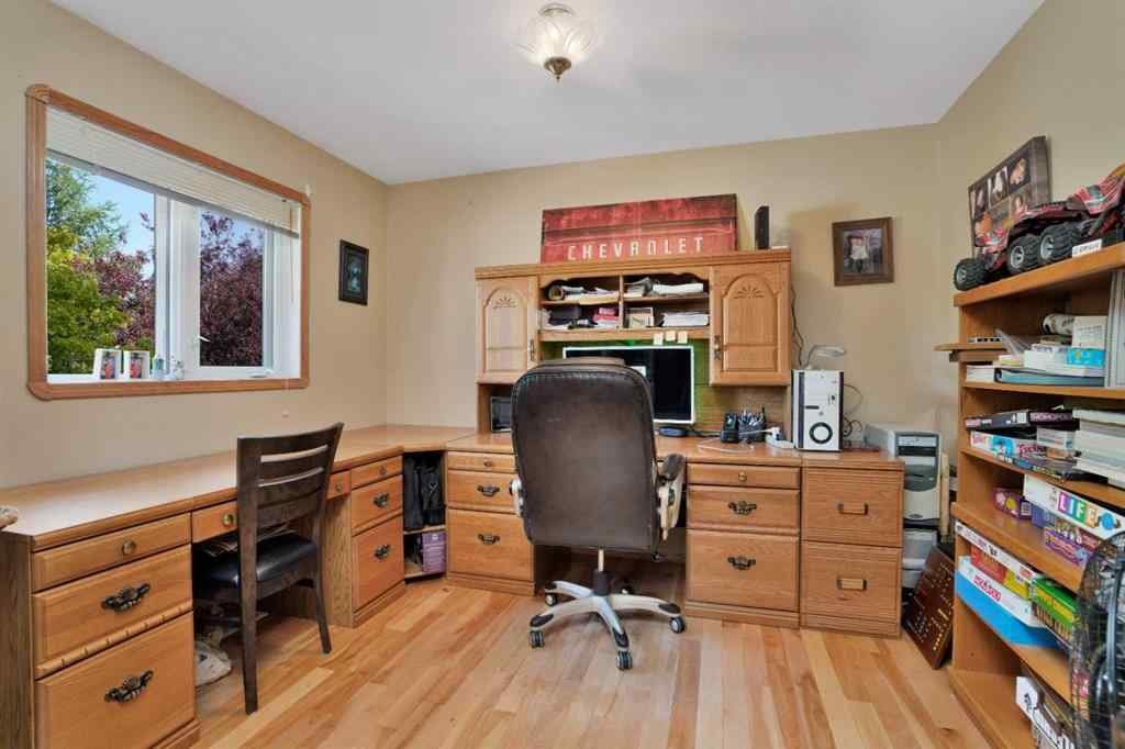 MLS® A2242499 - 7 Revie Close  in Rosedale Meadows Red Deer, Residential