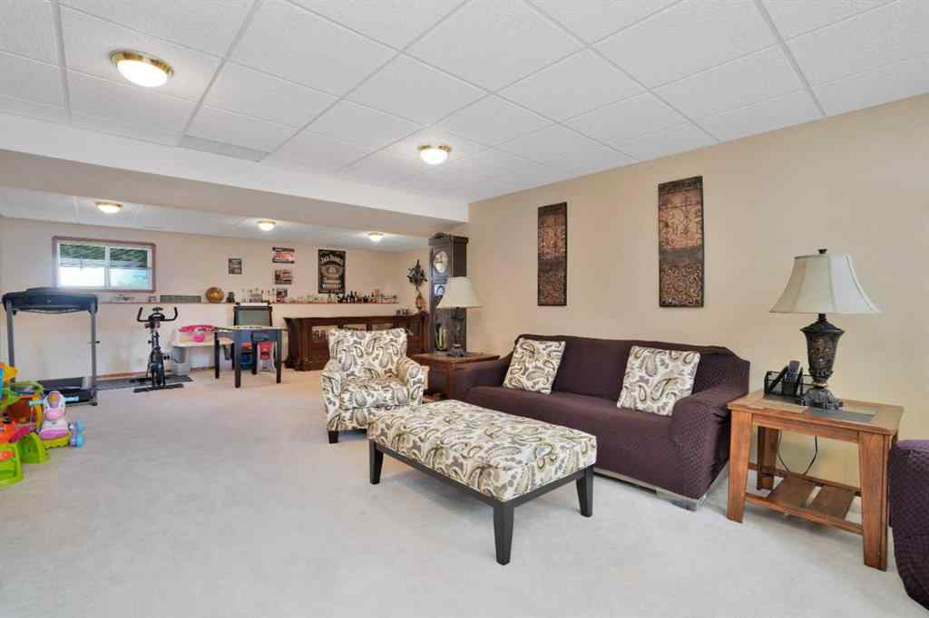 MLS® A2242499 - 7 Revie Close  in Rosedale Meadows Red Deer, Residential