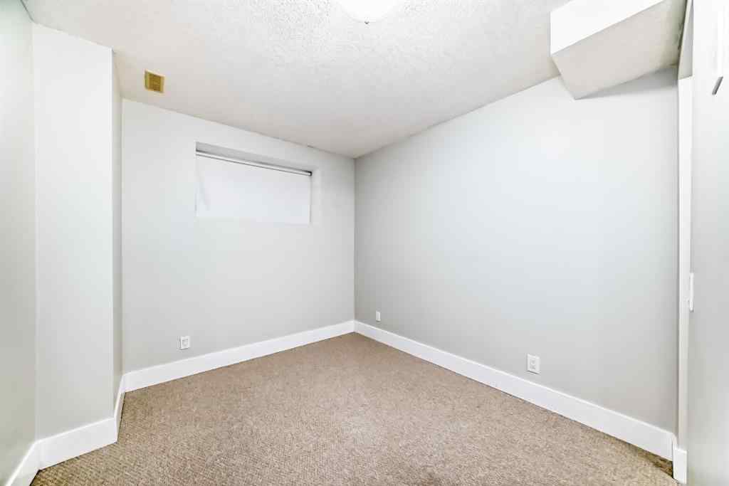 MLS® A2242503 - 139 St Moritz Terrace SW in Springbank Hill Calgary, Residential