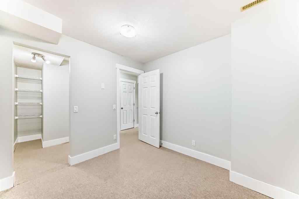 MLS® A2242503 - 139 St Moritz Terrace SW in Springbank Hill Calgary, Residential