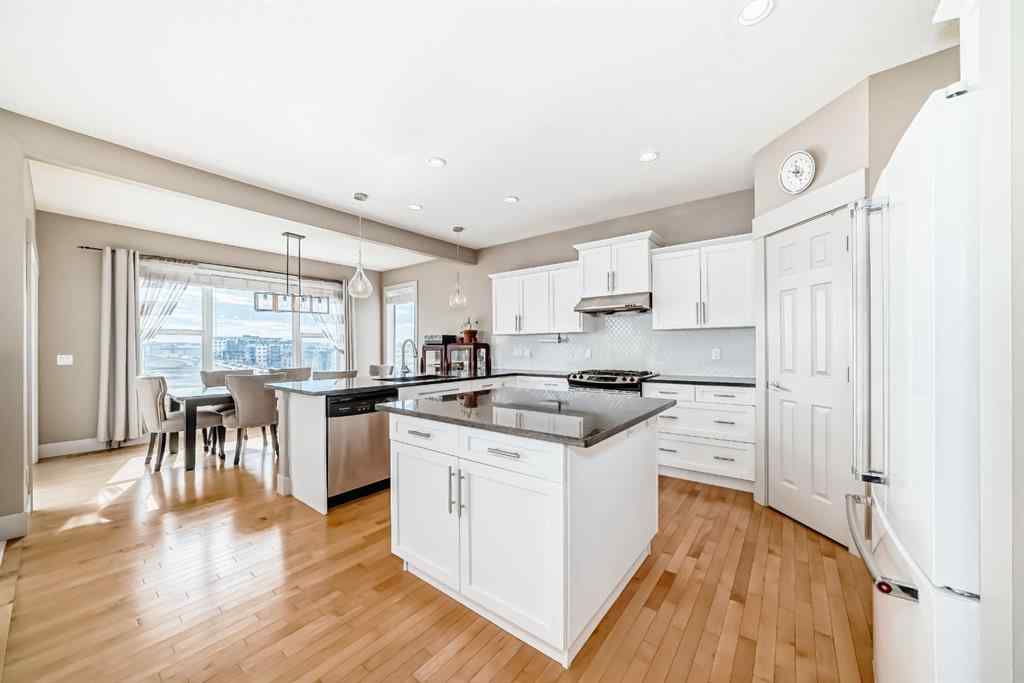 MLS® A2242503 - 139 St Moritz Terrace SW in Springbank Hill Calgary, Residential