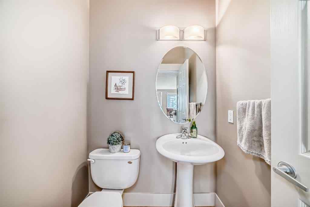 MLS® A2242503 - 139 St Moritz Terrace SW in Springbank Hill Calgary, Residential